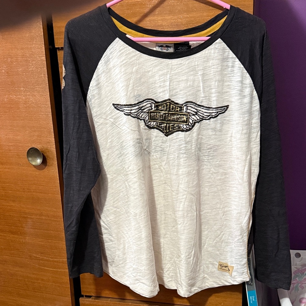 Harley-Davidson Cream & Black Raglan Long Sleeve Tee with Winged Logo size XL